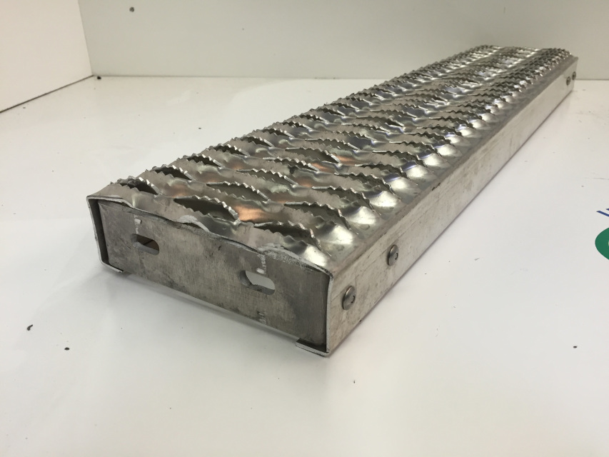 29.5" Aluminum Battery Box Bottom Replacement Step For Peterbilt 379 388 389 